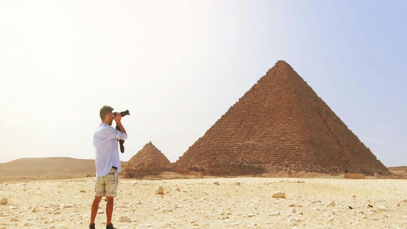 The iconic Giza Pyramids, a highlight of any 8 day trip to Egypt.