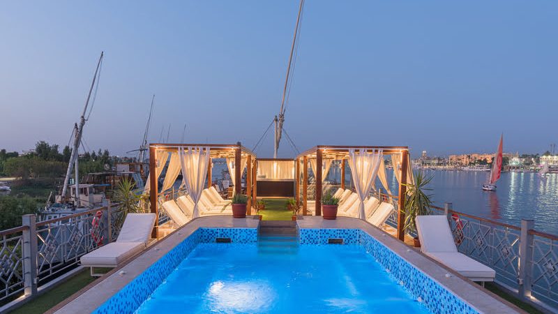 Jacuzzi on Merit Star 1 Dahabiya sun deck